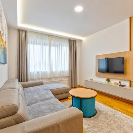 Lejlighed Vip Ema 112 *