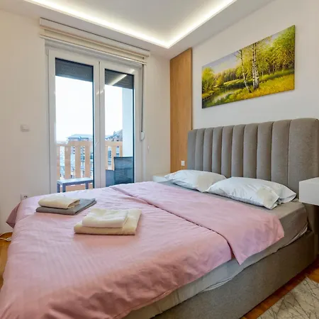 Lejlighed Vip Ema 112